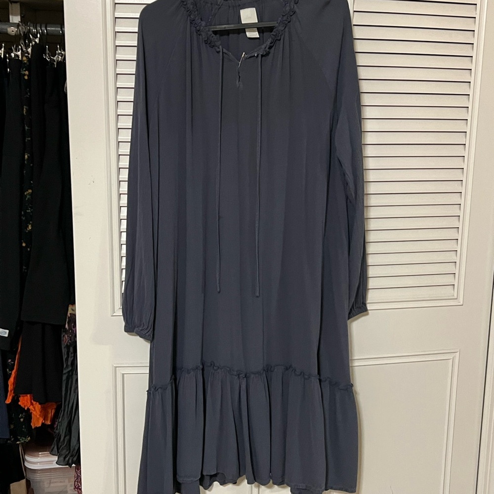 H&M Long Sleeve Gray Dress